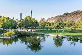 Private Layover: Full-Day Santiago City Tour with Airport 